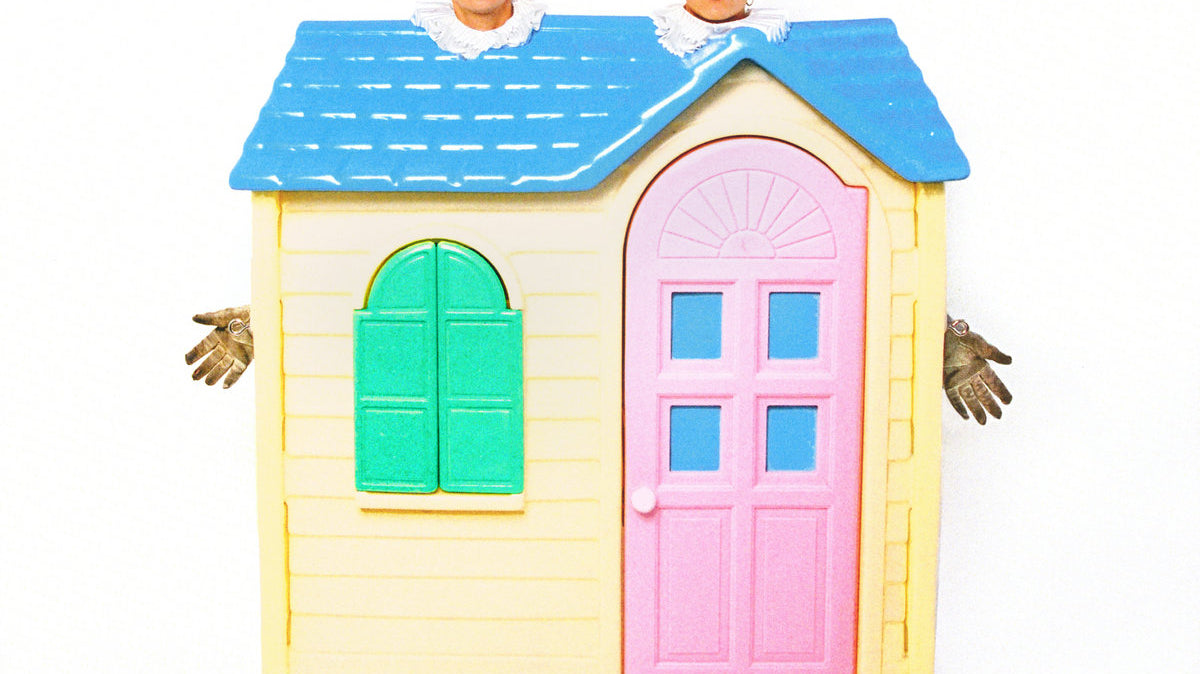 NEW SINGLE: 'FAUX MAUX'